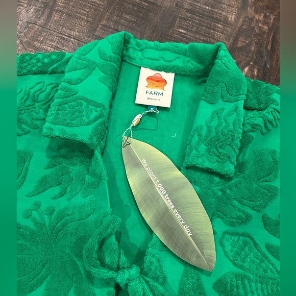 FARM Rio River Nature Terry Tie-Front Top Medium NWT Green Med M Anthropologie - Picture 3 of 13